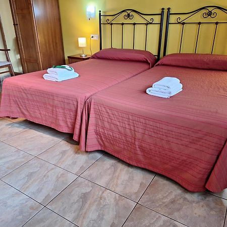 Hostal Europa San Roque del Acebal Esterno foto