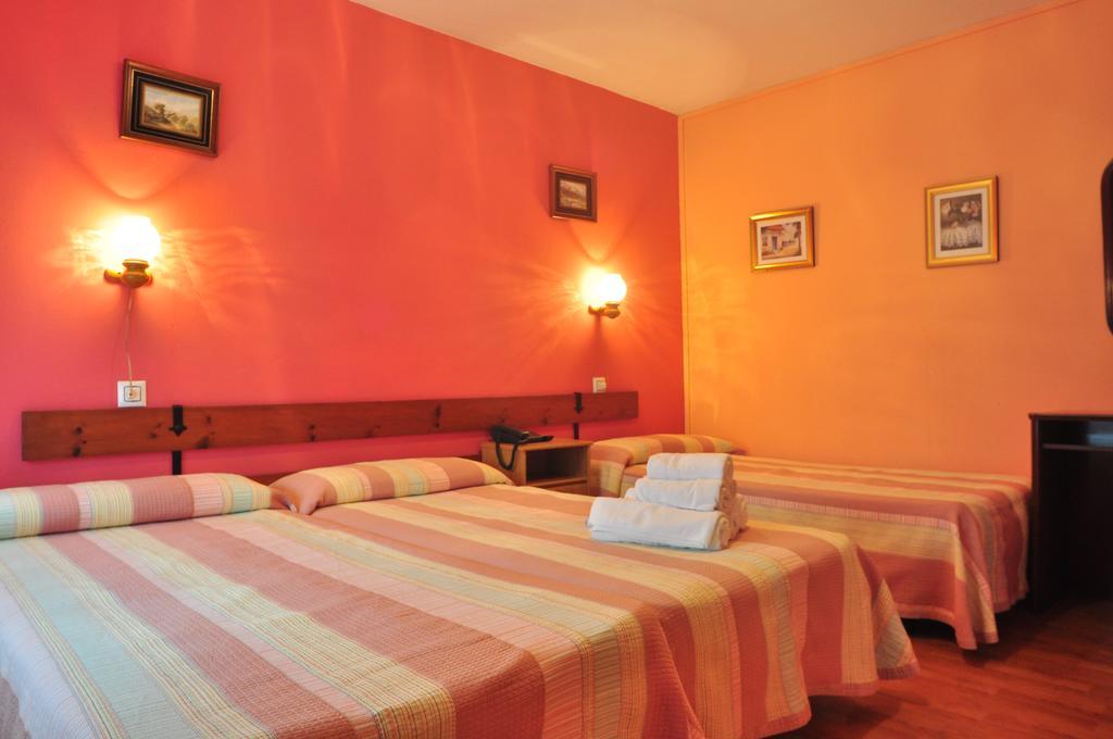 Hostal Europa San Roque del Acebal Esterno foto