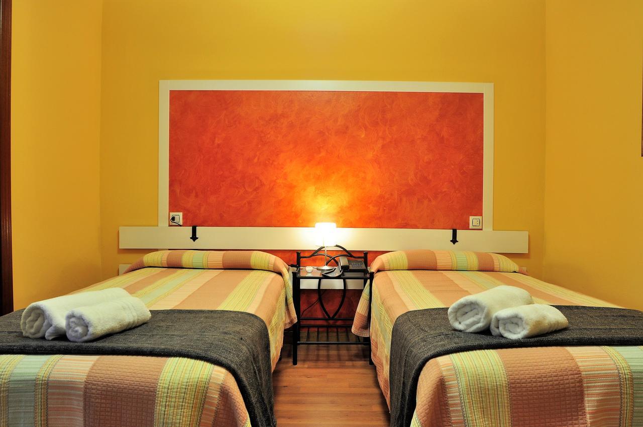 Hostal Europa San Roque del Acebal Esterno foto